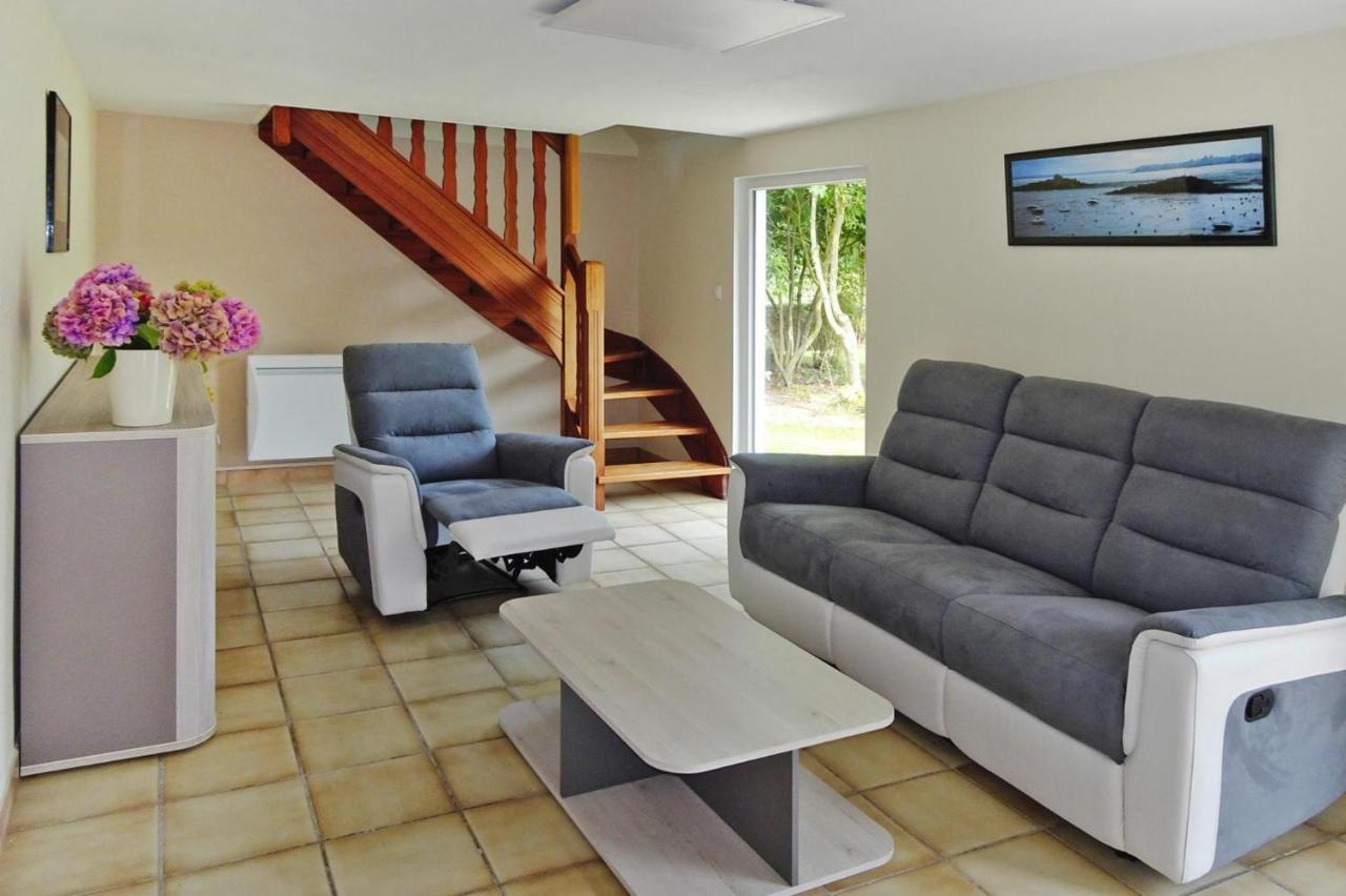 Holiday Home, Plourivo Екстериор снимка