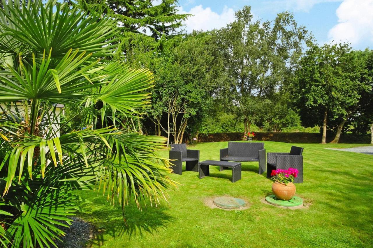 Holiday Home, Plourivo Екстериор снимка